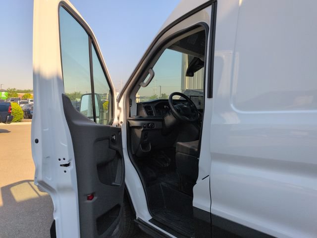 New 2026 Ford Transit 250 148 Medium Roof Extended AWD image 9