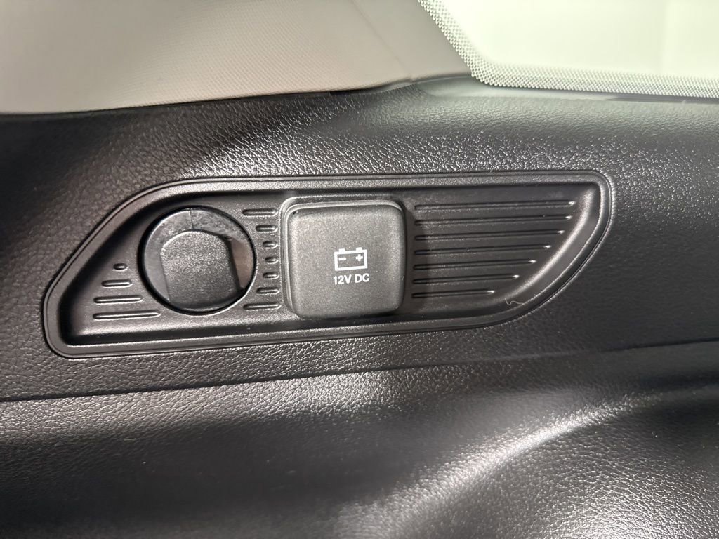 Used 2022 Jeep Grand Cherokee Limited image 34