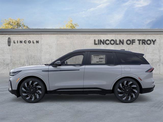 New 2026 Lincoln Nautilus Reserve w/ Jet Appearance Package AWD/4WD image 3