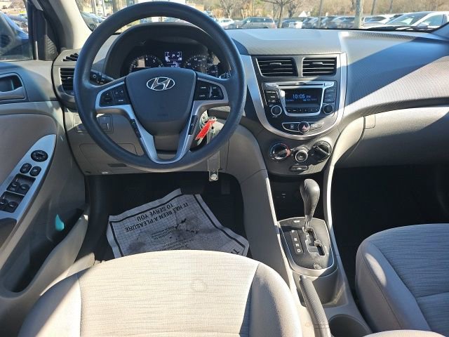 Used 2016 Hyundai Accent SE w/ Option Group 02 image 15