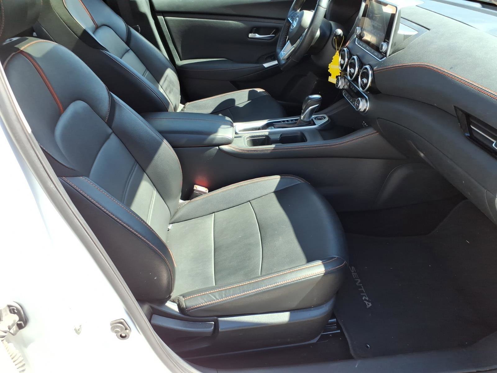 Used 2023 Nissan Sentra SR w/ SR Premium Package FWD image 7