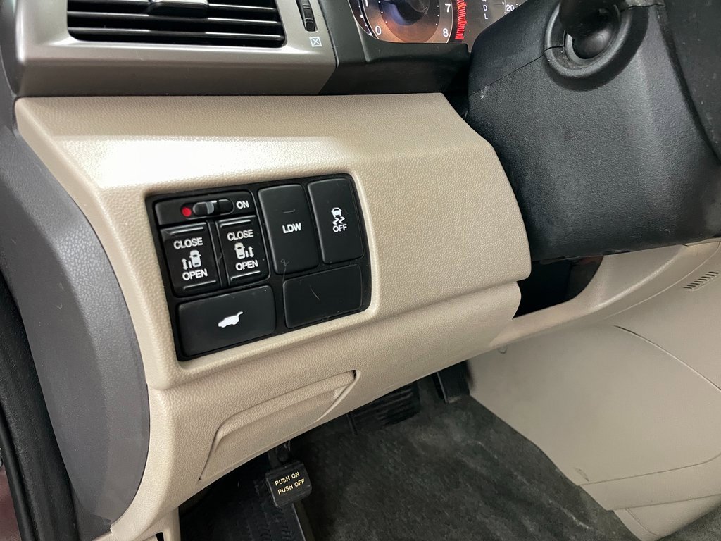 Used 2015 Honda Odyssey EX-L image 25
