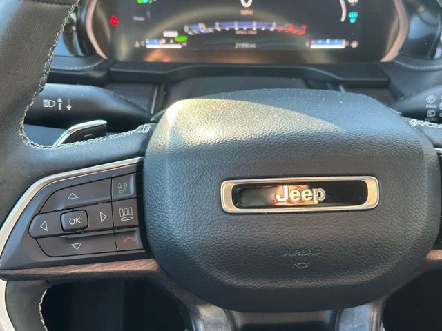 Used 2023 Jeep Grand Cherokee 4WD 4xe image 21