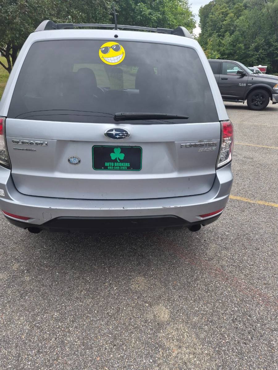 Used 2013 Subaru Forester 2.5X Limited AWD/4WD image 4