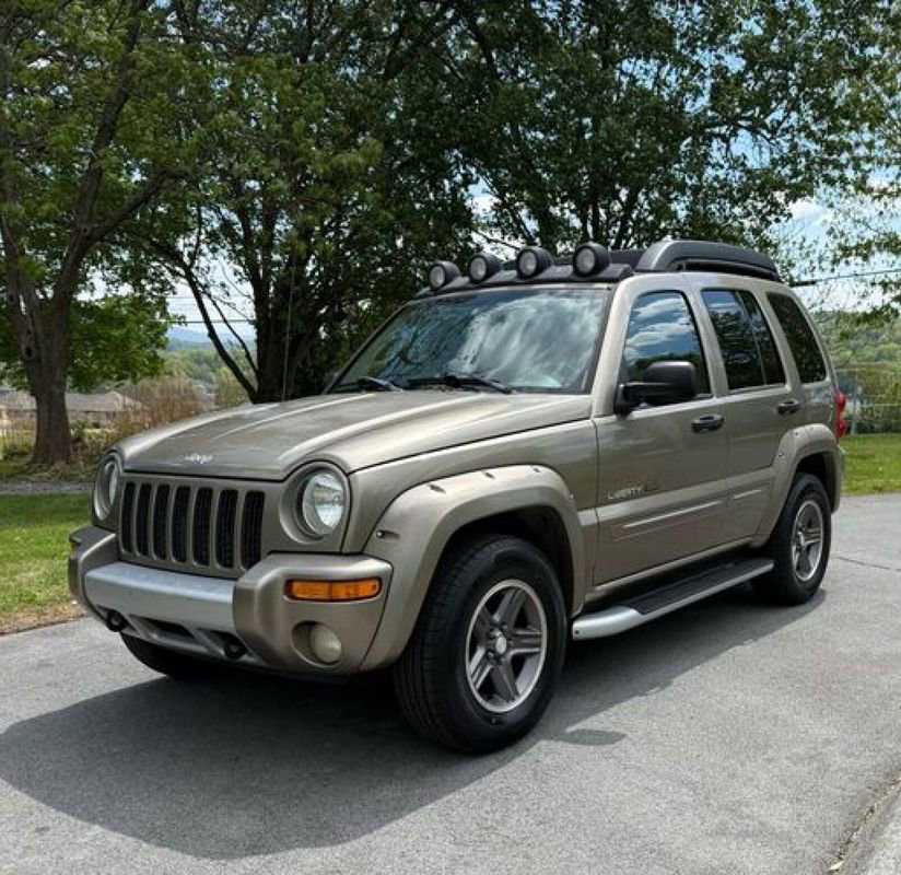 Used 2003 Jeep Liberty Renegade image 5
