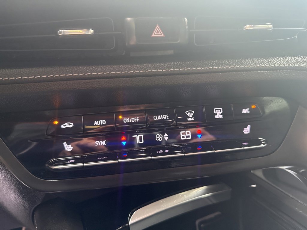 Used 2023 Buick Envision Preferred w/ Sport Touring Package image 31