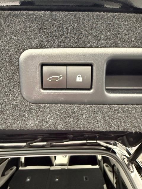 Used 2021 Lexus RX 350L Premium w/ Premium Package AWD/4WD image 59