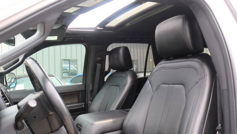 Used 2019 Ford Expedition Max Limited RWD image 8