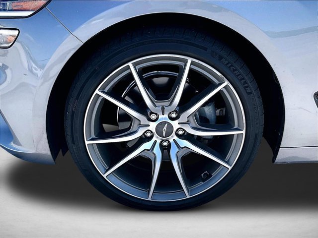 Used 2022 Genesis G70 2.0T w/ Prestige Package AWD/4WD image 10