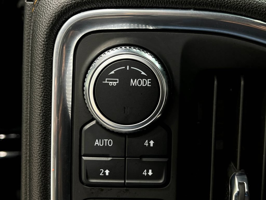Used 2021 GMC Sierra 2500 AT4 w/ AT4 Premium Plus Package AWD/4WD image 35