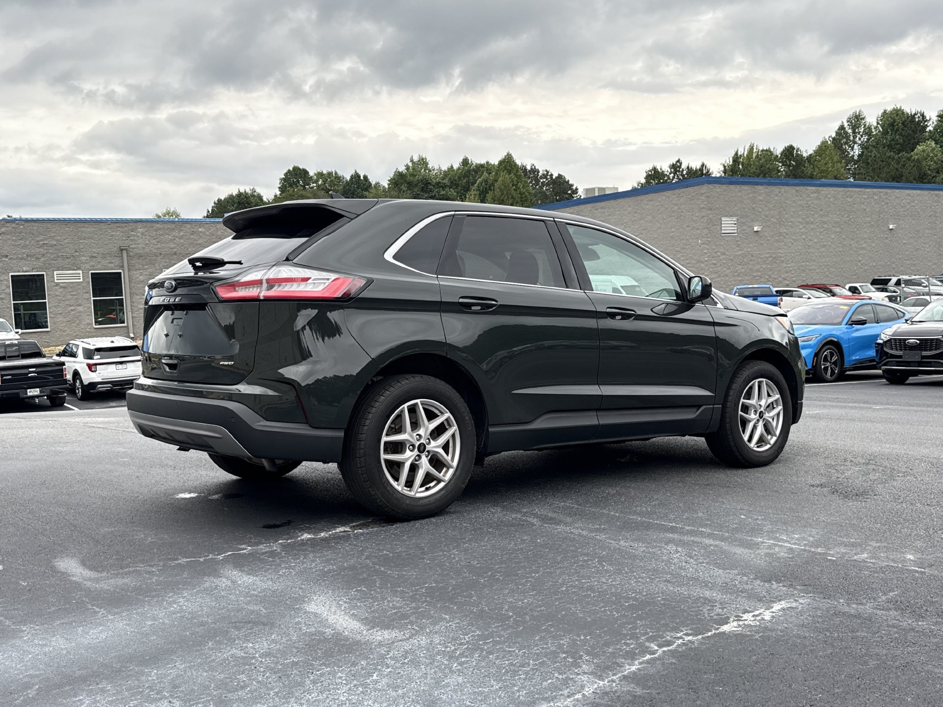 Used 2023 Ford Edge SEL w/ Convenience Package AWD/4WD image 24