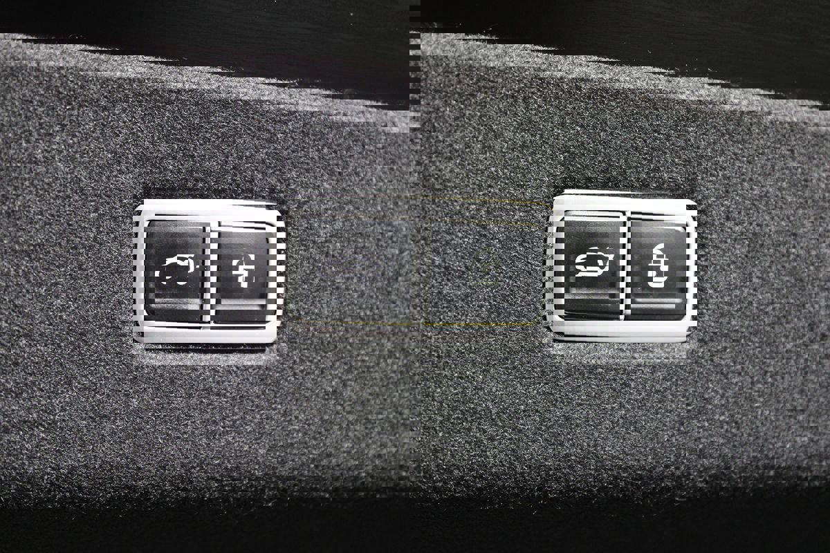 Used 2024 Hyundai Ioniq 6 Limited image 44