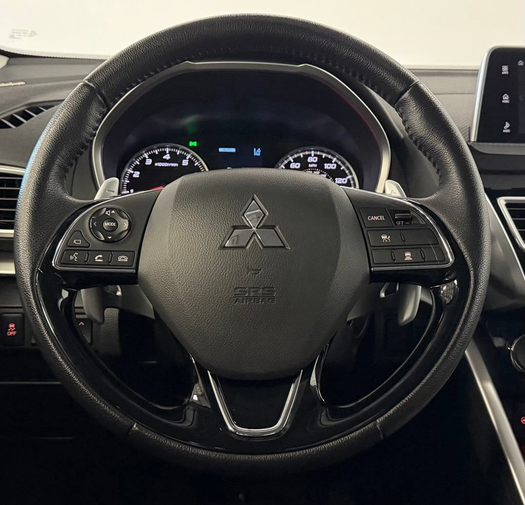 Used 2018 Mitsubishi Eclipse Cross SEL AWD/4WD image 16