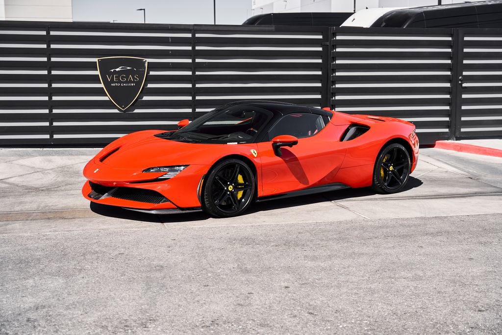 Used 2025 Ferrari SF90 Spider image 6