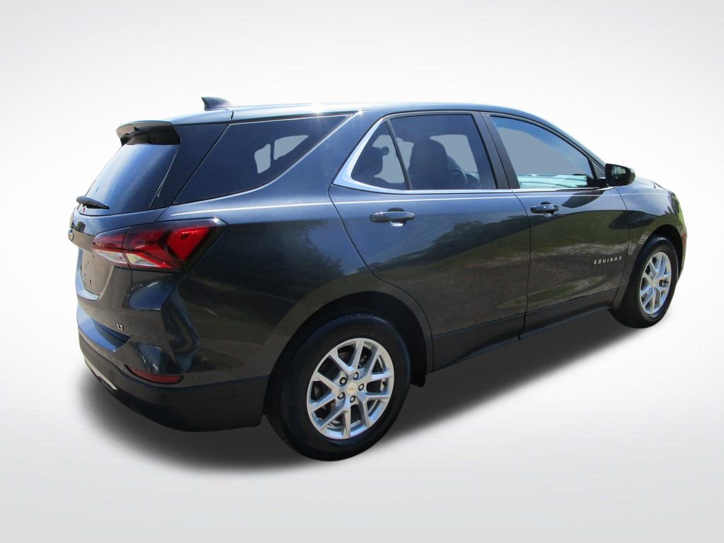 Used 2023 Chevrolet Equinox LT w/ LPO, Floor Liner Package FWD image 8