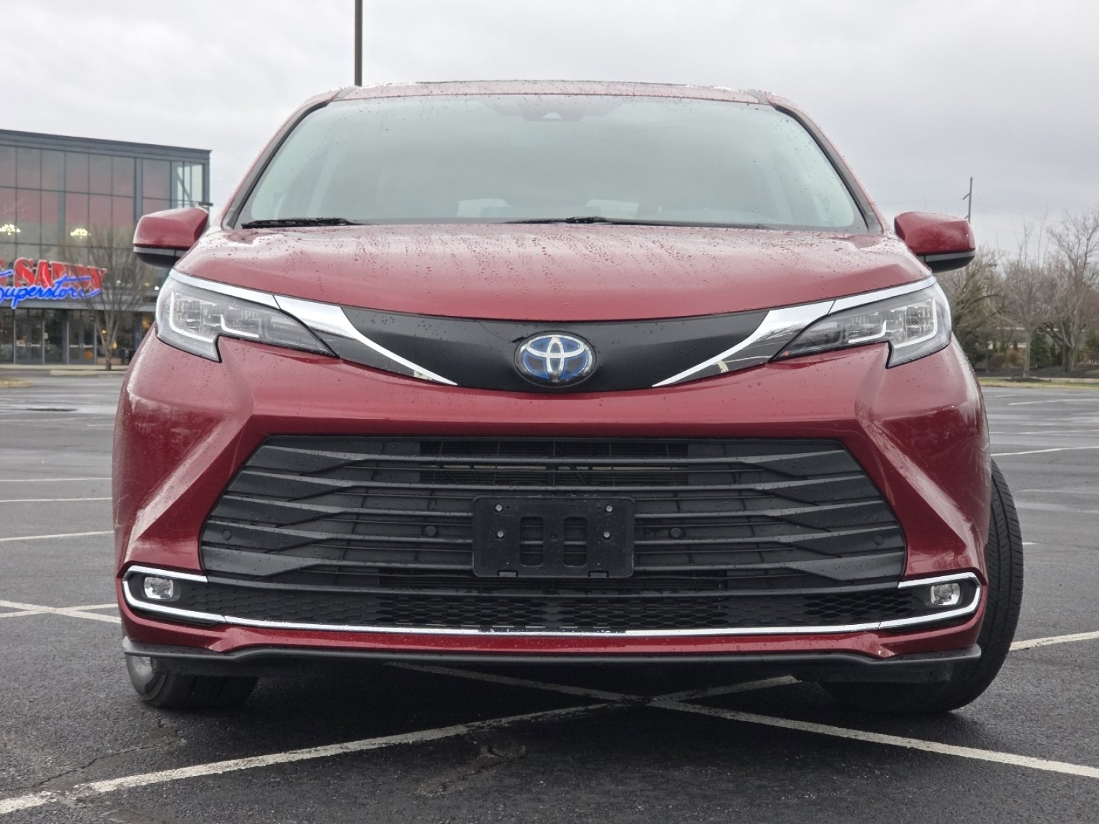 Used 2021 Toyota Sienna XLE w/ XLE Plus Package image 13