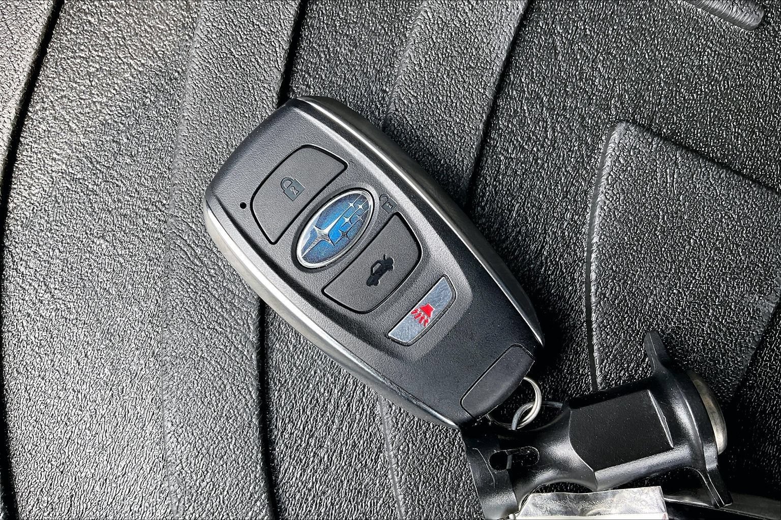 Certified 2024 Subaru Crosstrek 2.5i Limited AWD/4WD image 9