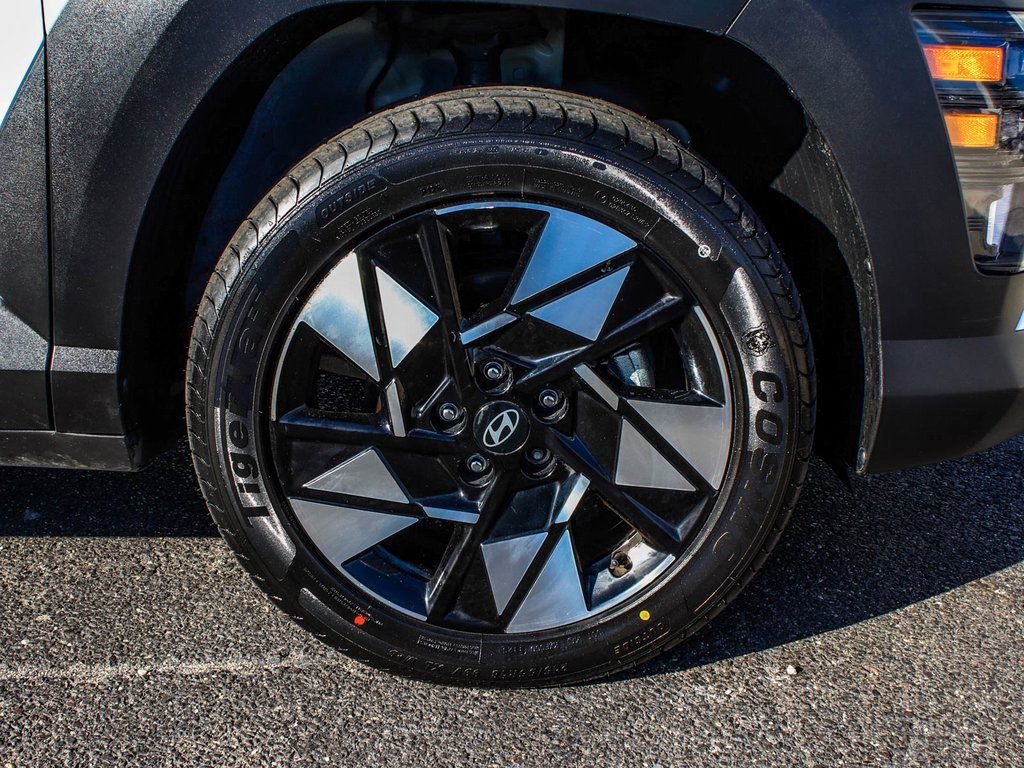 Used 2024 Hyundai Kona SE image 7