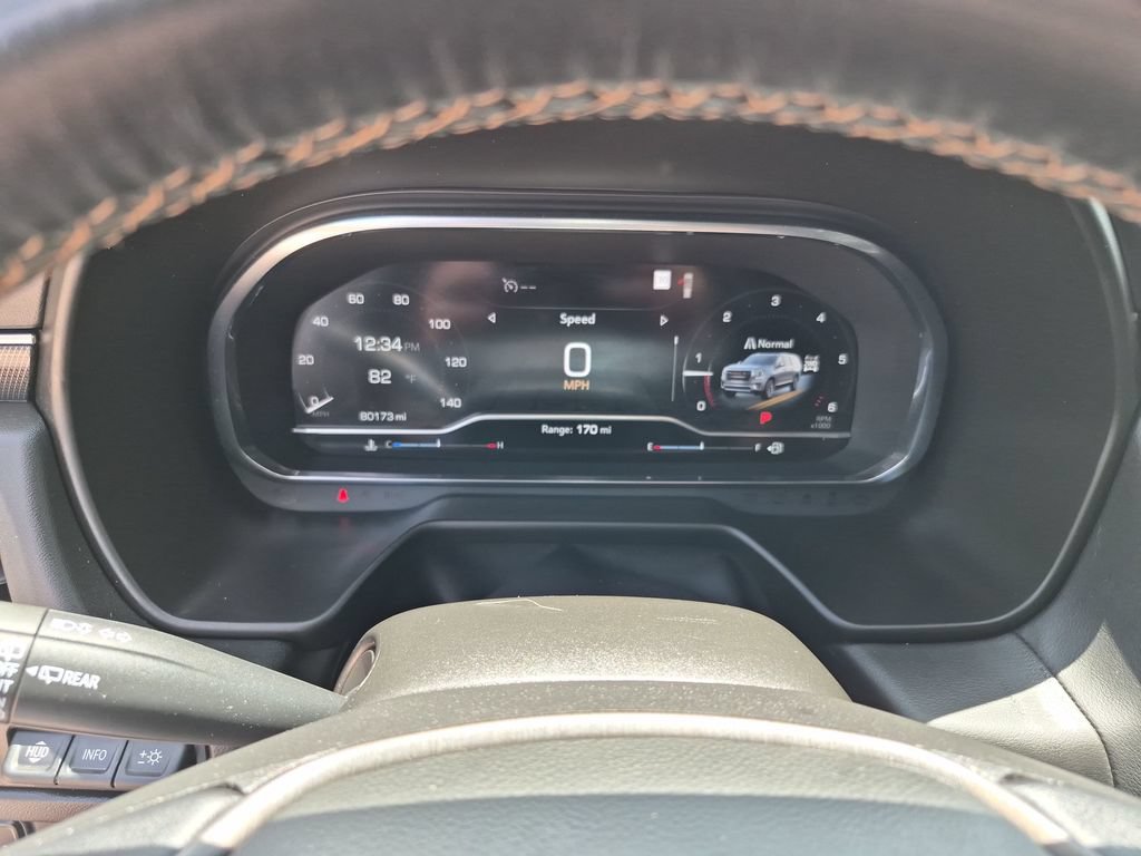 Used 2022 GMC Yukon AT4 w/ Technology Package AWD/4WD image 26
