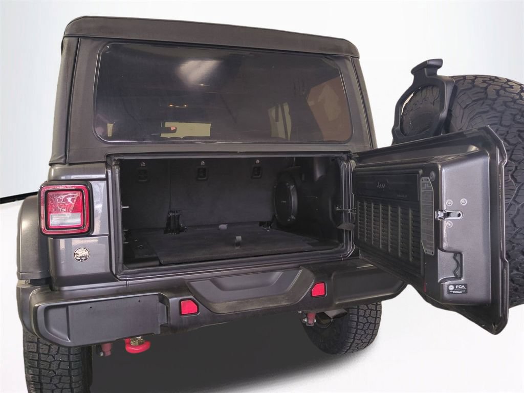 Used 2022 Jeep Wrangler Unlimited Rubicon AWD/4WD image 14