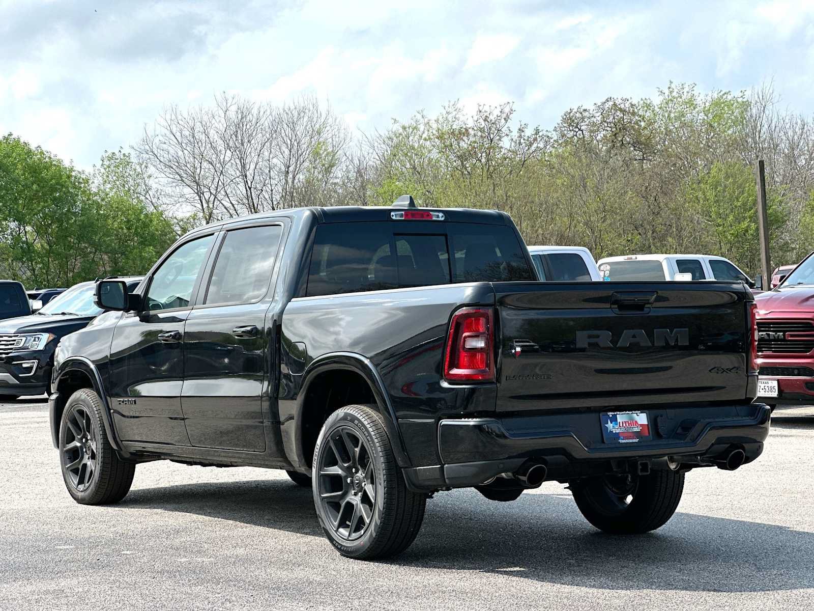 New 2026 RAM 1500 Laramie w/ Night Edition AWD/4WD image 13