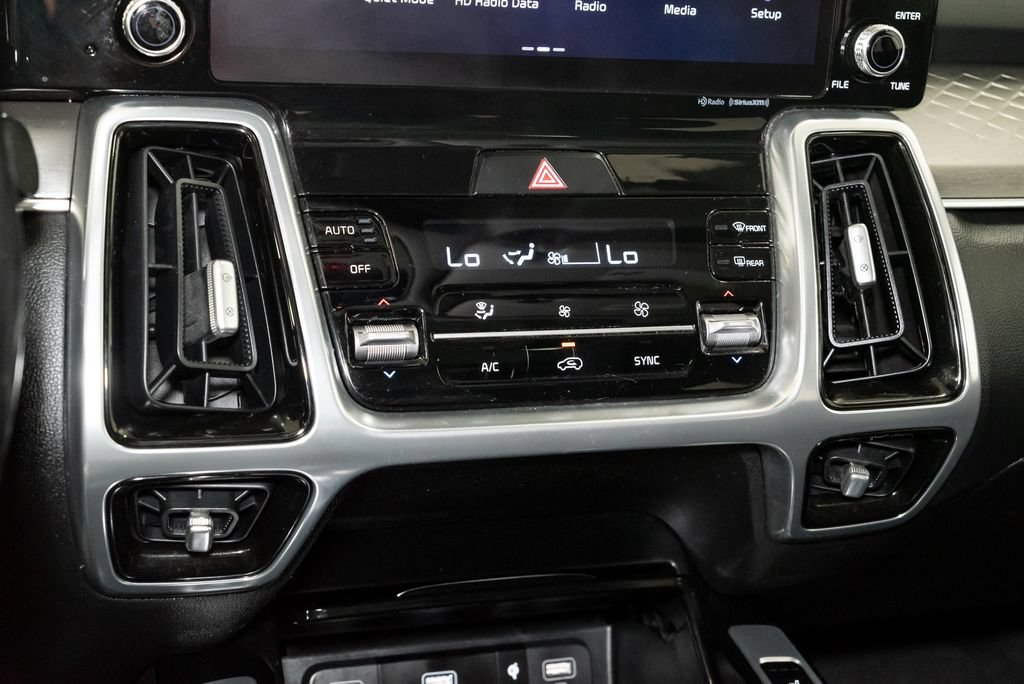 Used 2023 Kia Sorento SX AWD/4WD image 21