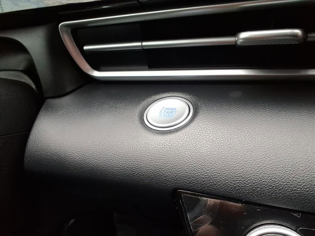 Used 2021 Hyundai Elantra SEL w/ Convenience Package image 19