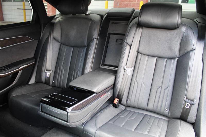 Used 2022 Audi A8 L 3.0T AWD/4WD image 28