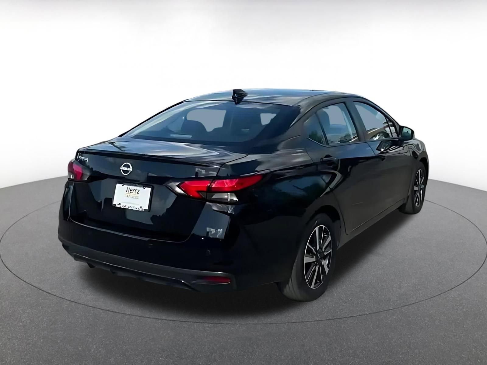 Used 2025 Nissan Versa SV image 14