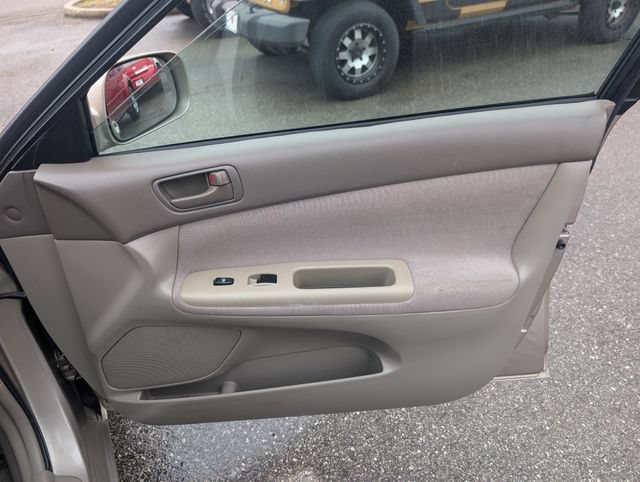 Used 2002 Toyota Camry FWD image 23