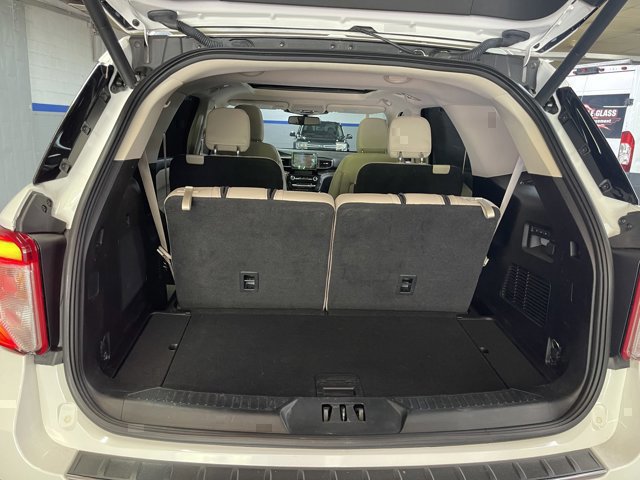 Certified 2021 Ford Explorer Limited w/ Equipment Group 301A image 14