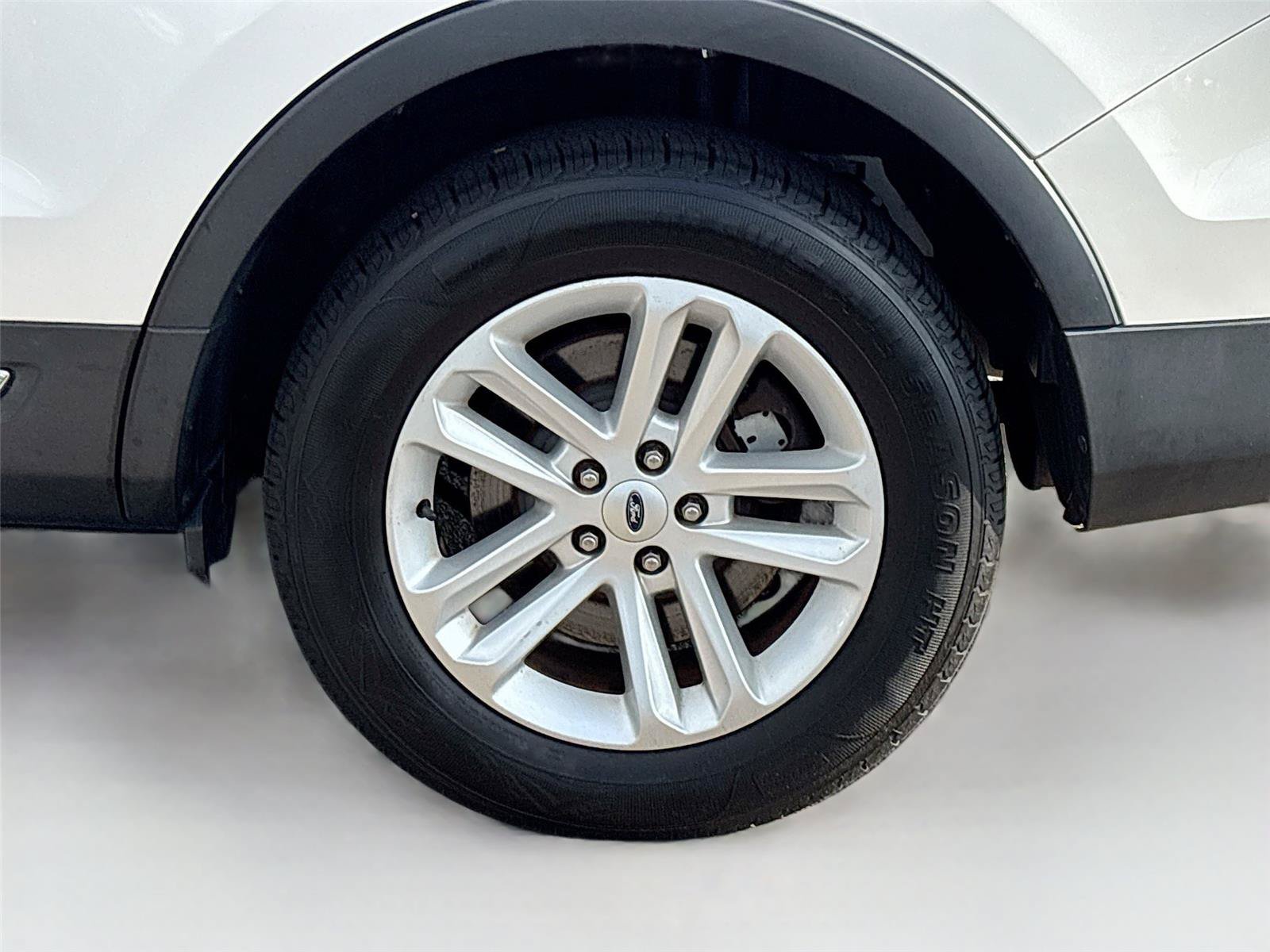 Used 2017 Ford Explorer XLT FWD image 31