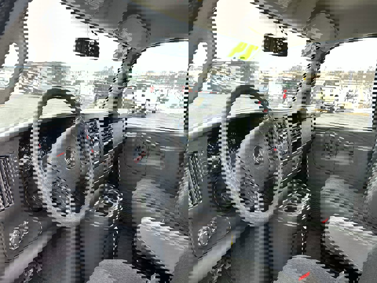 Used 2024 GMC Savana 2500 w/ Driver Convenience Package image 23