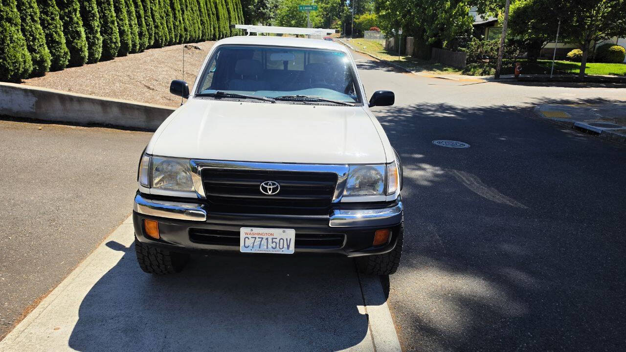 Used 1999 Toyota Tacoma 4x4 Xtracab V6 image 2