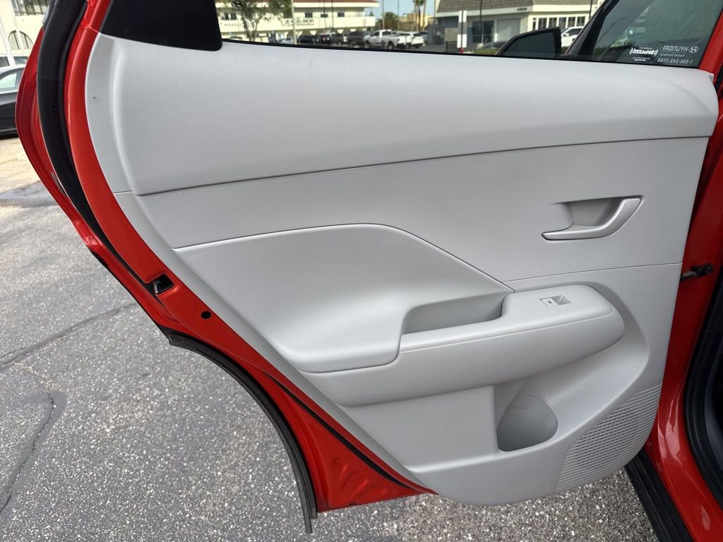 Used 2024 Hyundai Kona SEL image 28