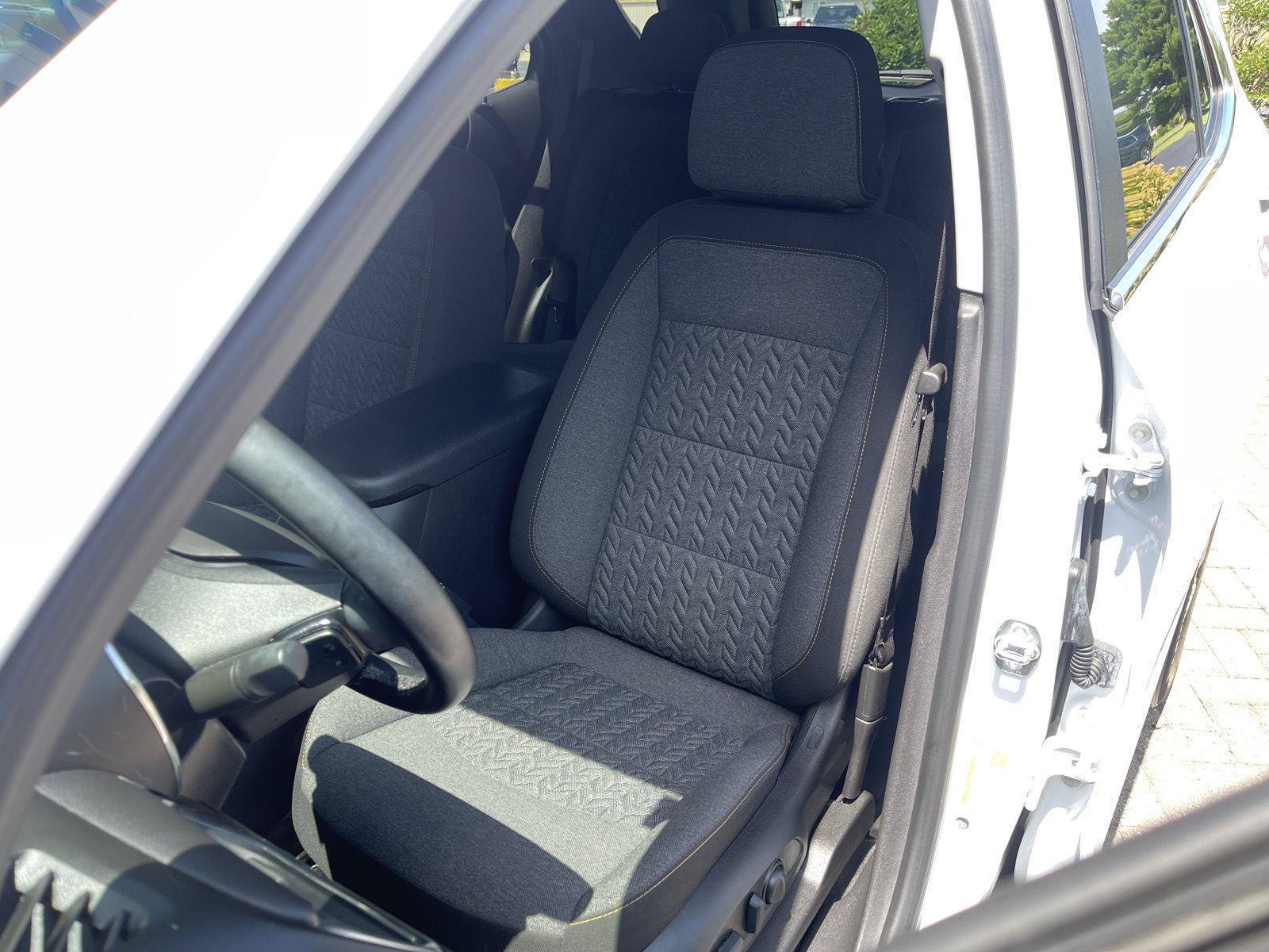 Used 2024 Chevrolet Equinox LT w/ LPO, Floor Liner Package FWD image 14