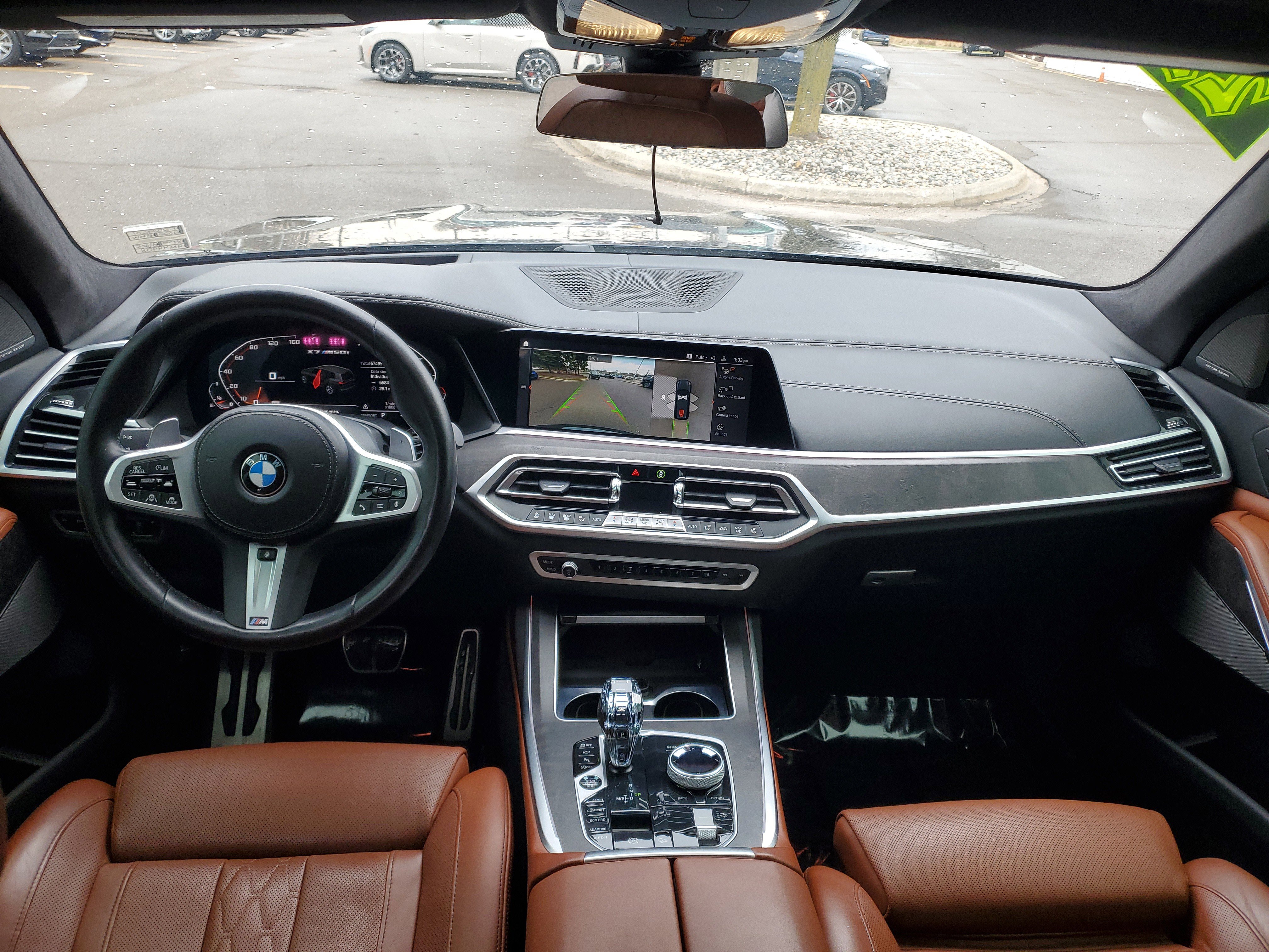 Used 2022 BMW X7 M50i image 21
