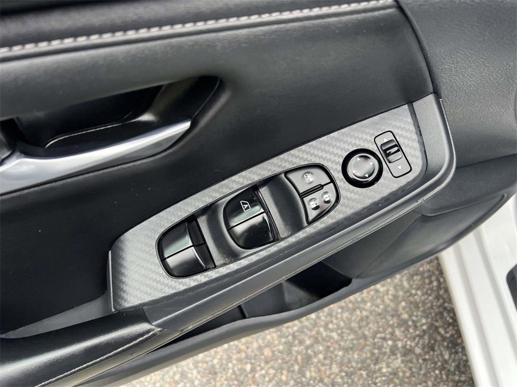 Used 2025 Nissan Sentra SV w/ All-Weather Package image 17