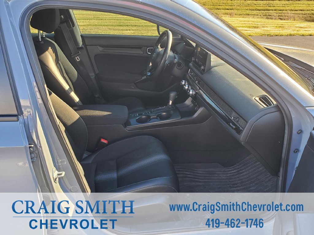 Used 2025 Honda Civic Sport image 13