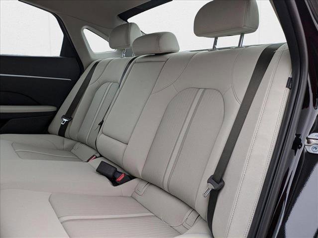 New 2024 Hyundai Sonata SEL w/ Convenience Package image 16