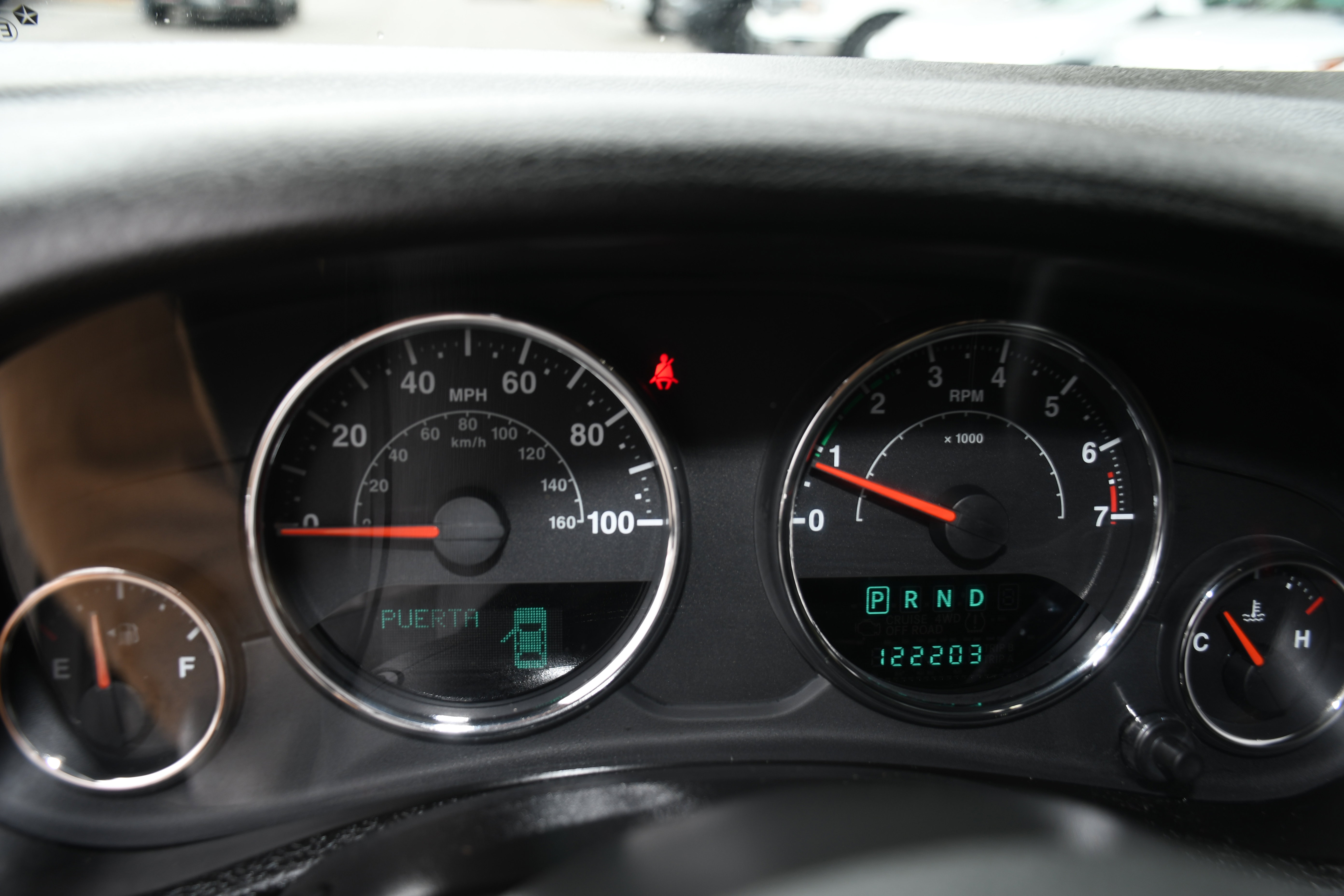 Used 2014 Jeep Wrangler Sahara w/ Connectivity Group image 12