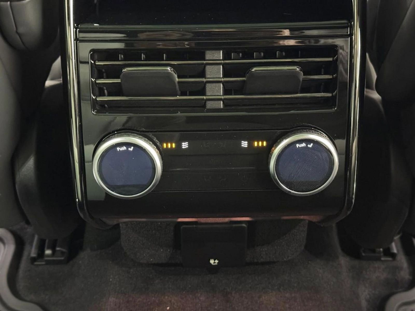 New 2026 Land Rover Range Rover Sport Dynamic SE image 11