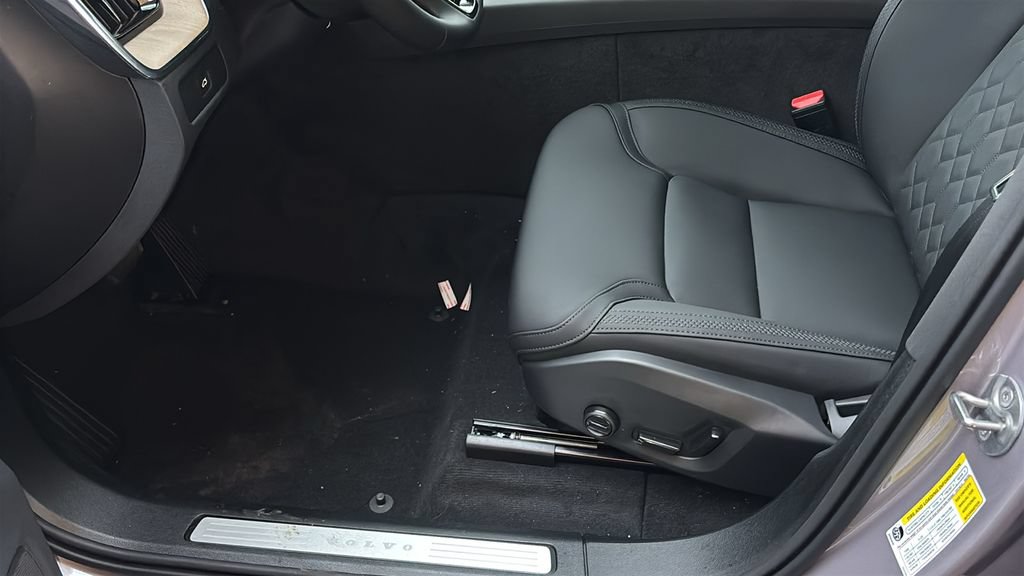 New 2026 Volvo XC60 B5 Plus w/ Climate Package AWD/4WD image 26