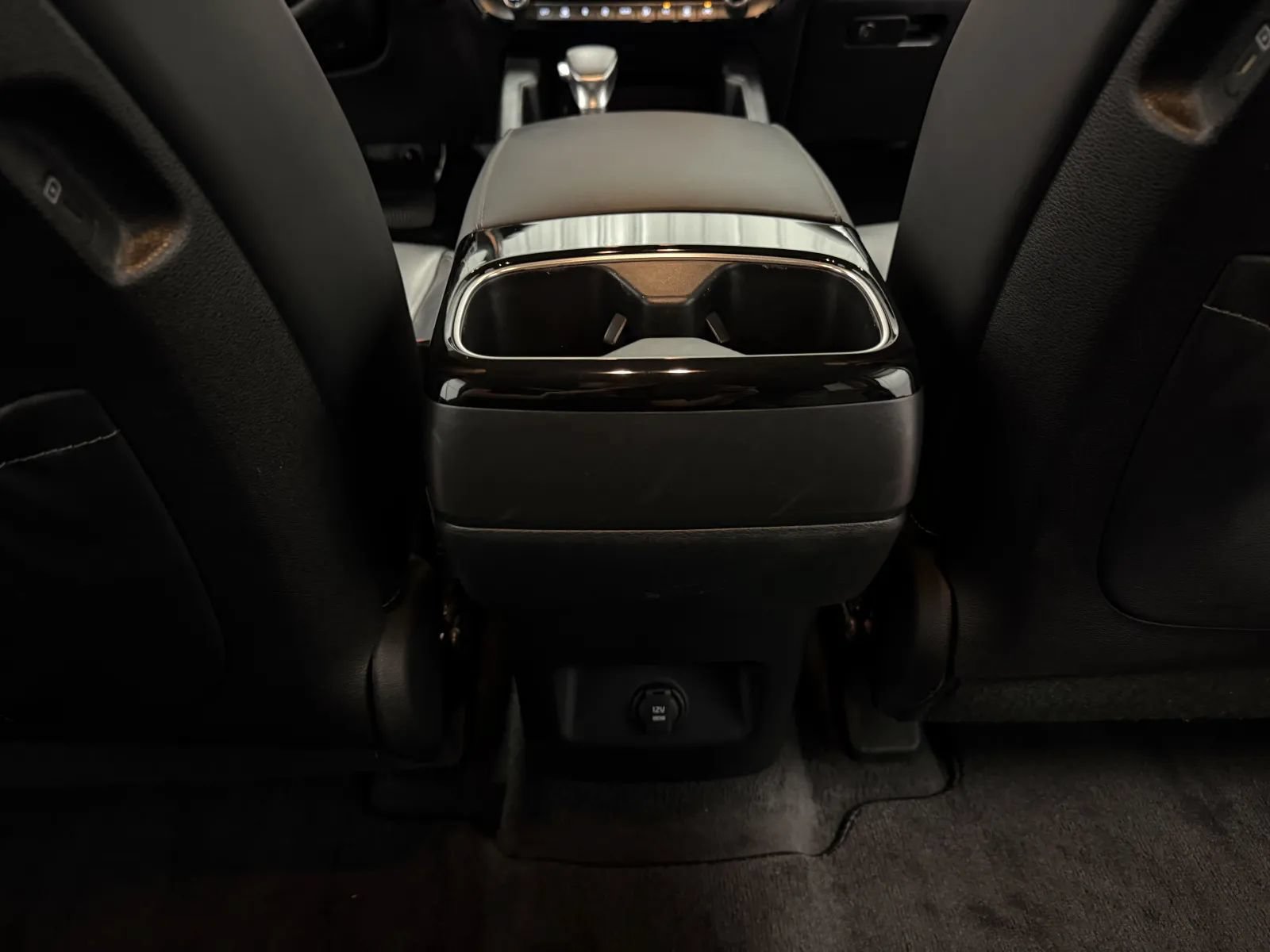 Used 2024 Kia Telluride LX FWD image 25