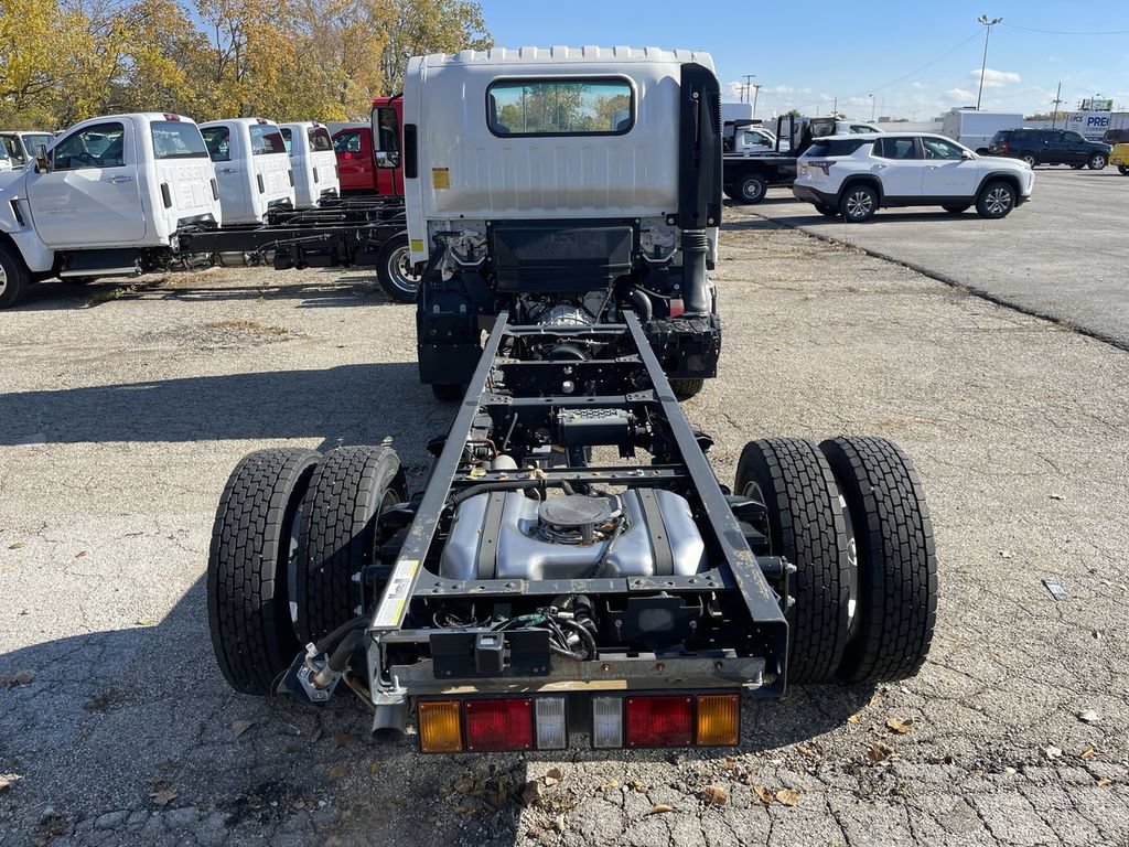New 2024 Chevrolet Low Cab Forward 5500XG RWD image 7