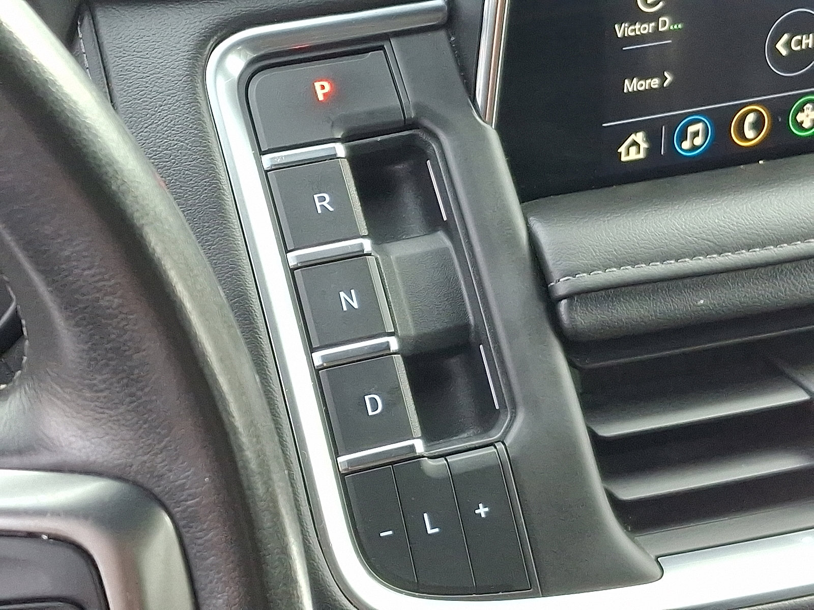 Used 2021 Chevrolet Tahoe Z71 image 14