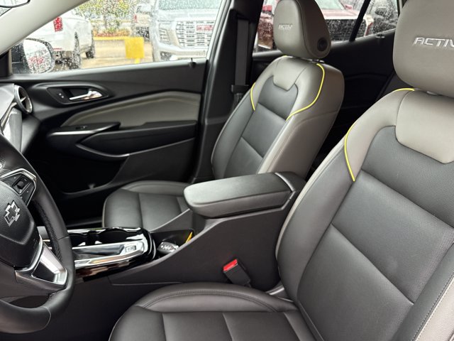 Used 2025 Chevrolet Trax ACTIV w/ Driver Confidence Package FWD image 5