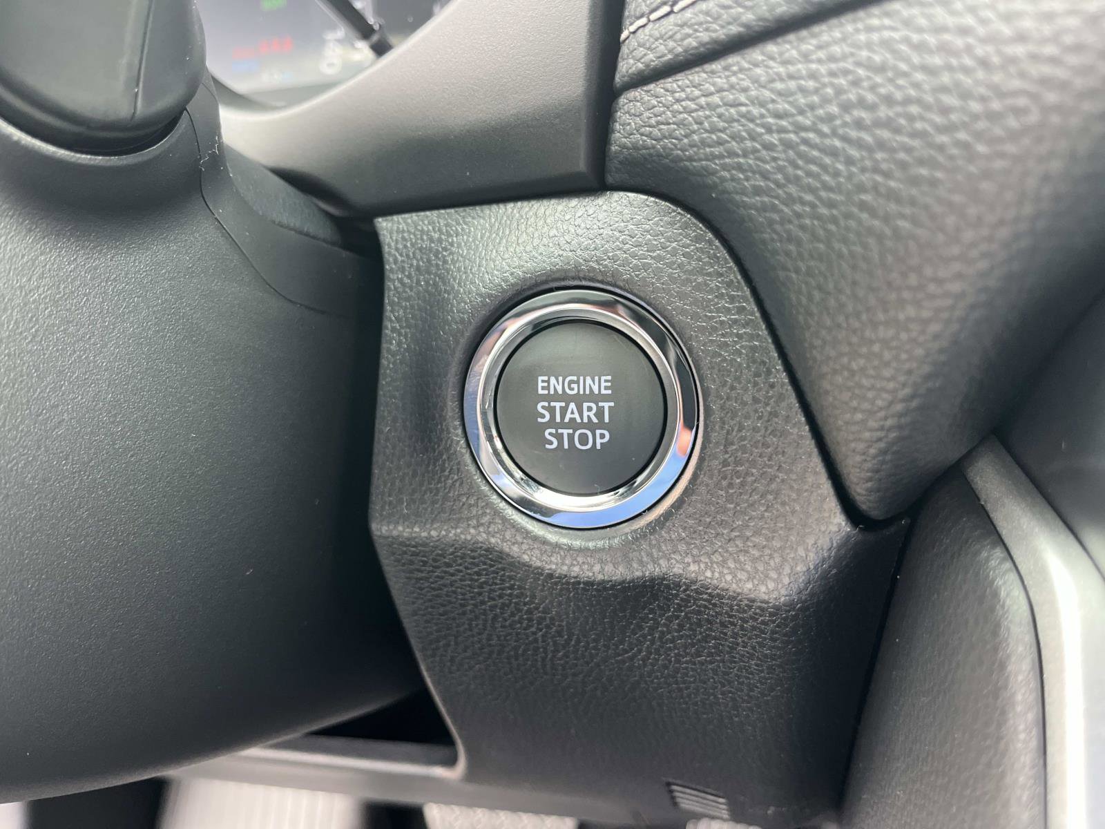 New 2025 Toyota RAV4 XLE w/ Convenience Package image 28