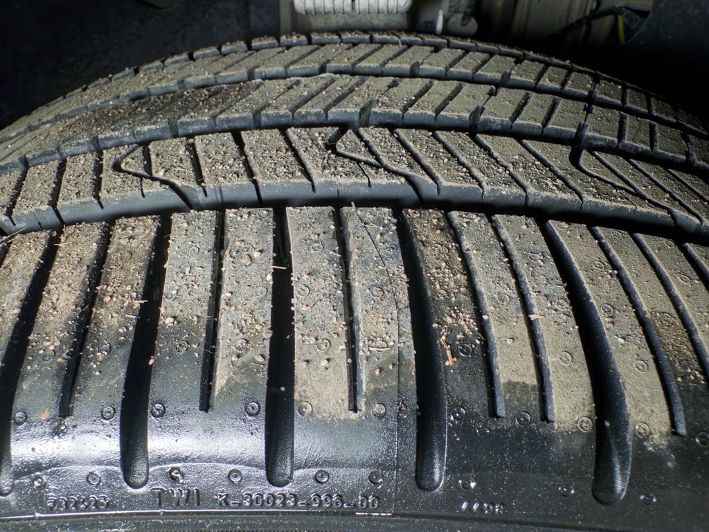 Used 2021 Tesla Model S Plaid image 32