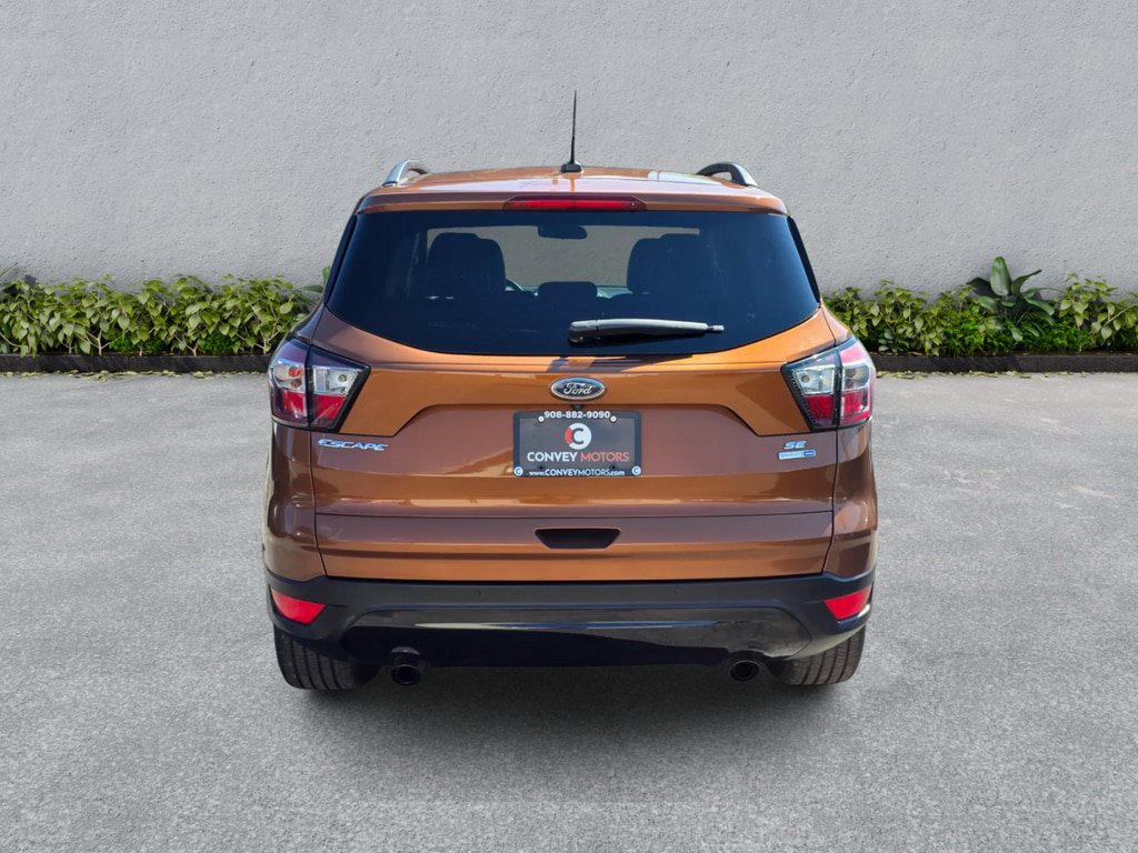 Used 2017 Ford Escape SE w/ Equipment Group 201A AWD/4WD image 7